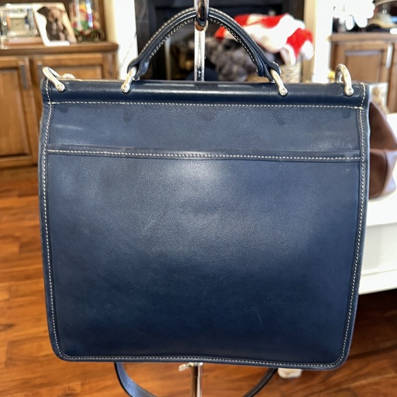 Coach VTG 9927 Willis Navy Blue Leather Crossbody Shoulder Bag - Picture 4 of 16